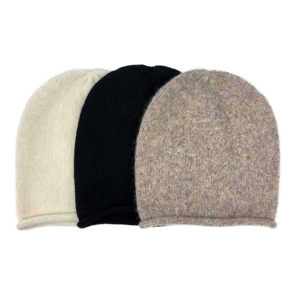Bonnet en alpaga noir essentiel